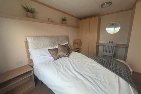 2 bedroom static caravan for sale, Silver Sands Holiday Park