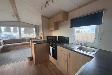 2 bedroom static caravan for sale, Silver Sands Holiday Park