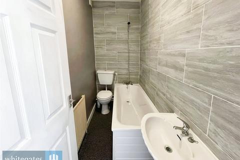 77 Highstone Road, Barnsley, S70 4ES