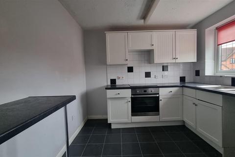 2 bedroom terraced house for sale, Bramley Drive, Hollywood