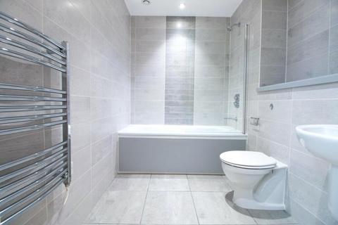 4 bedroom property to rent, Featherstone Steet,, Old Street., London, EC1Y