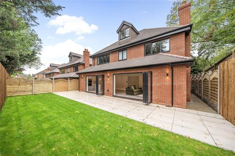 4 bedroom detached house for sale, Merry Hill Close, Merry Hill Road, Bushey