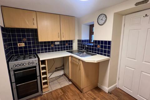 2 bedroom terraced house to rent, Church Street, Rhuddlan, LL18