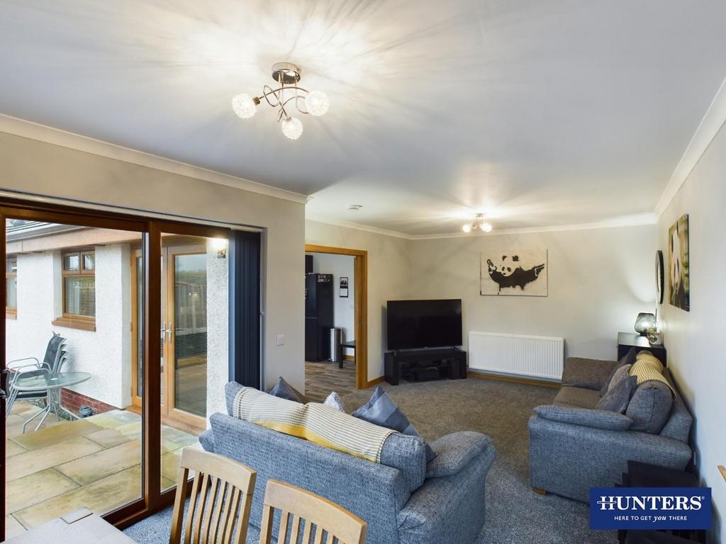 Living &amp; Dining Room