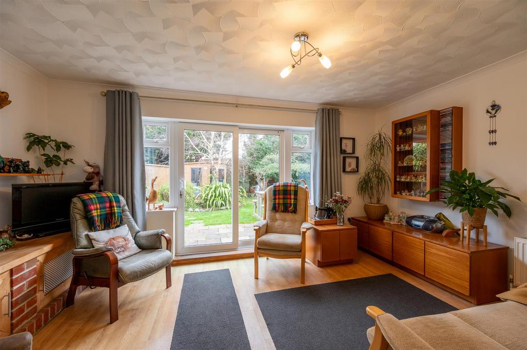 18 Haslemere Gardens-12.jpg