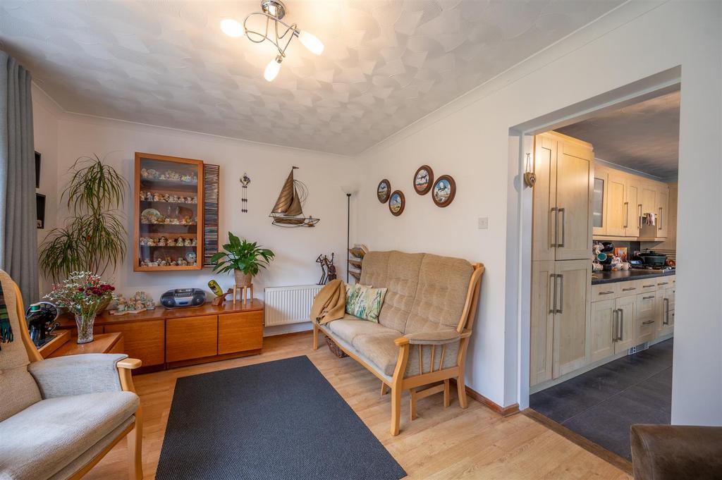 18 Haslemere Gardens-13.jpg