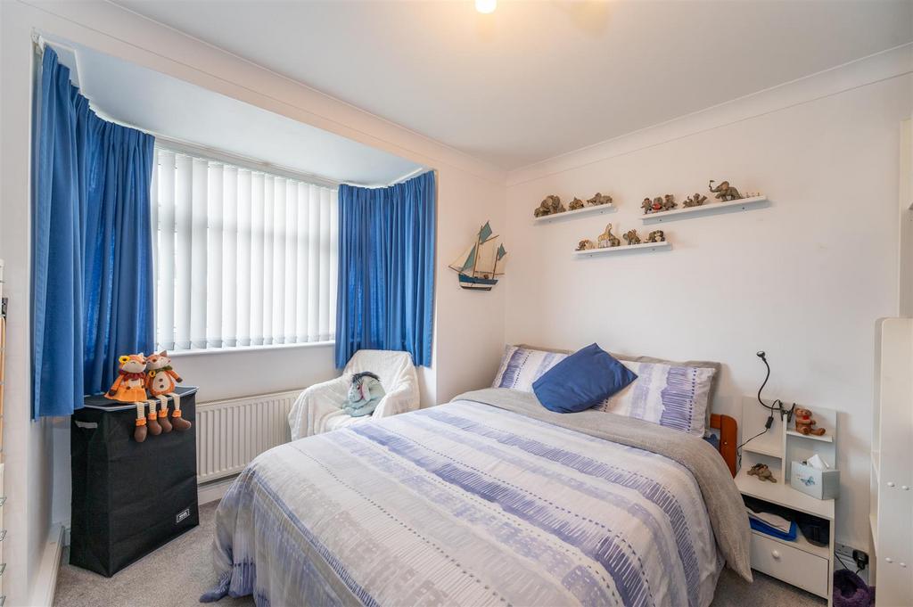 18 Haslemere Gardens-1.jpg