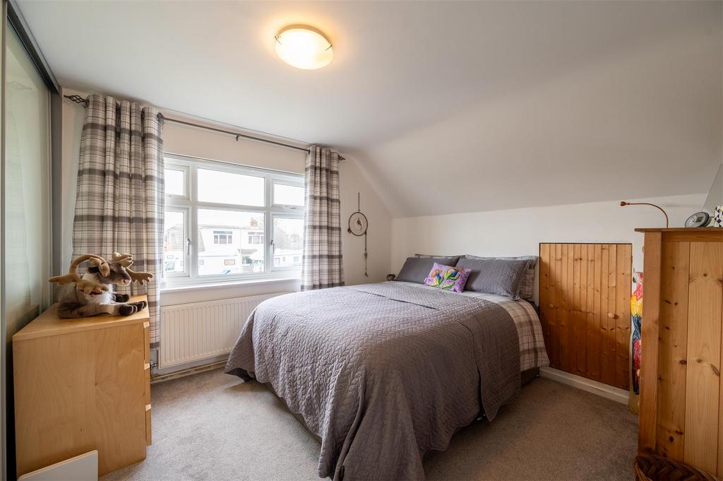 18 Haslemere Gardens-5.jpg