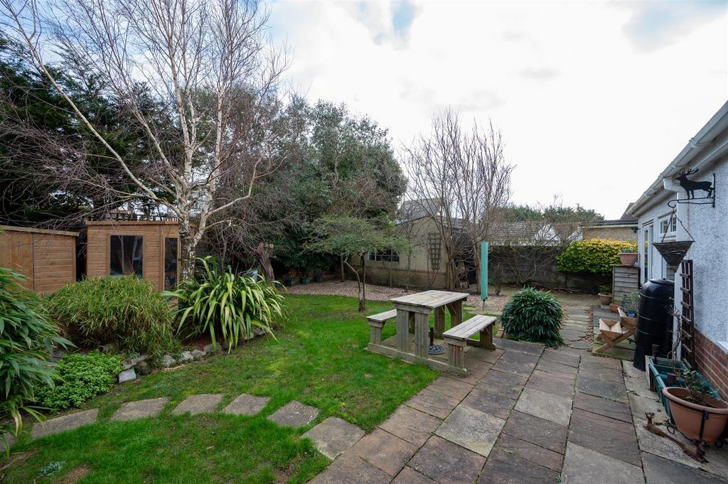18 Haslemere Gardens-30.jpg