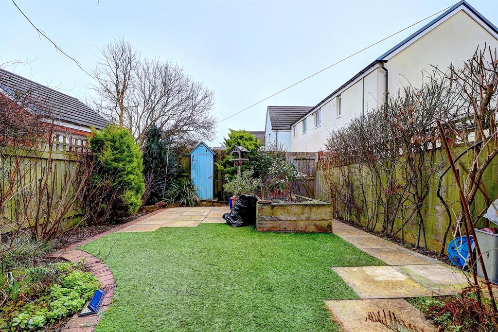 Garden .3.jpg