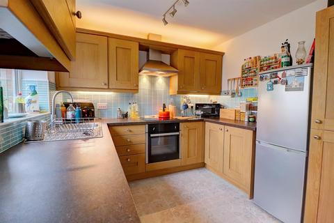 41 Taylor Crescent, Westward Ho, Bideford, EX39 3FA