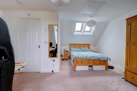 41 Taylor Crescent, Westward Ho, Bideford, EX39 3FA