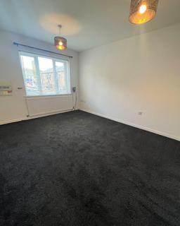 3 bedroom end of terrace house to rent, Mill View, Huddersfield, HD3 4FU