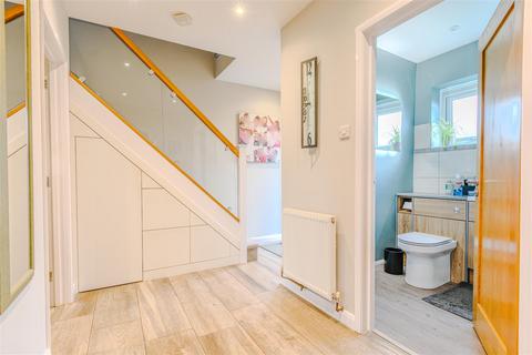 25 Claverham Way, Battle, TN33 0JE