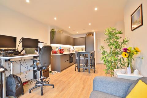 1 bedroom flat for sale, Horlicks Quarter, Slough