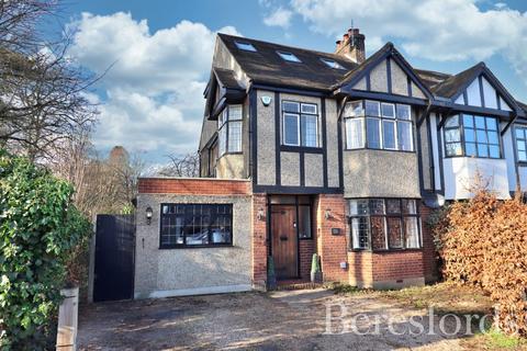 4 bedroom semi-detached house for sale, Vicarage Road, Chelmsford, CM2