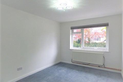 2 bedroom maisonette to rent, CHURCH ROAD, BOOKHAM