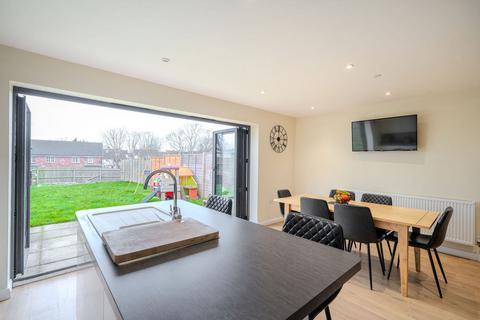 14 Cherry Close, Rogiet, Caldicot, NP26 3SQ