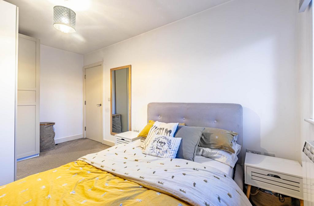 Bedroom1b