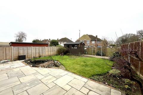 11 Fair Oak Lane, Chessington, KT9 2NS