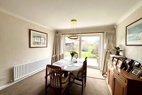 11 Fair Oak Lane, Chessington, KT9 2NS