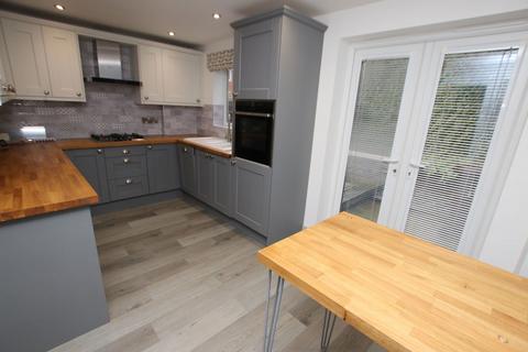 25 Inchburn Crescent, Penistone, Sheffield, S36 6FE
