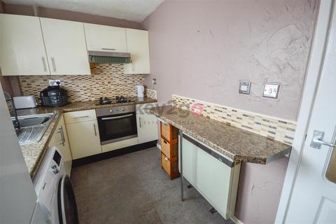 2 bedroom semi-detached house for sale, Oakworth View, Halfway, Sheffield, S20