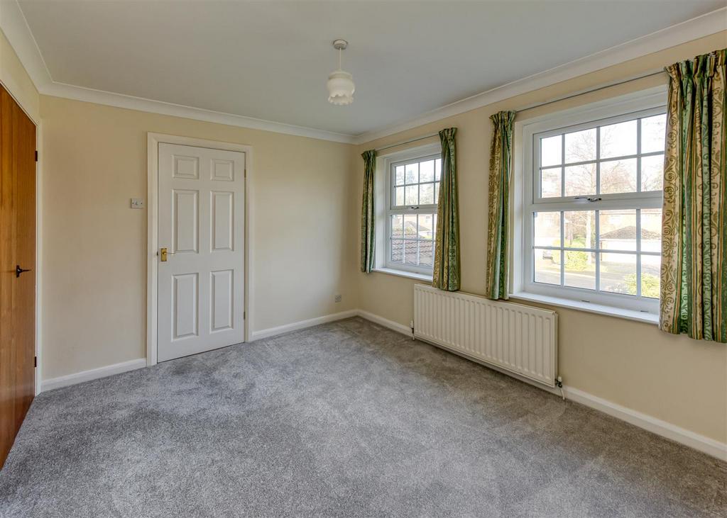 21 Ash Hill-bed3.jpg