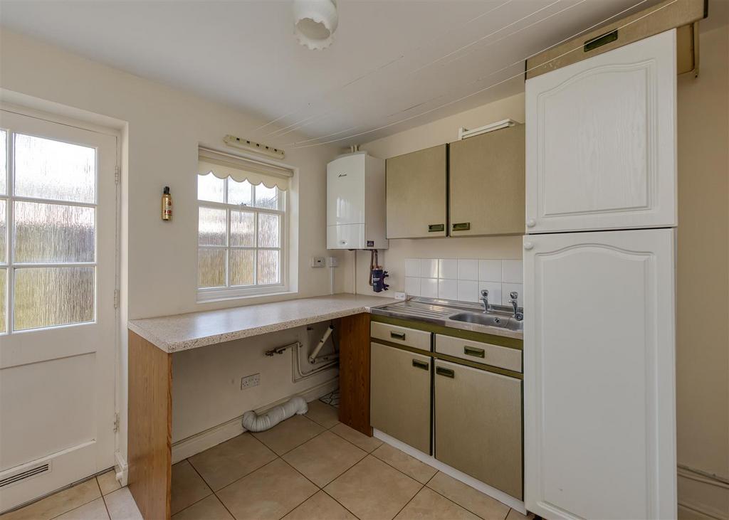21 Ash Hill-laundry.jpg