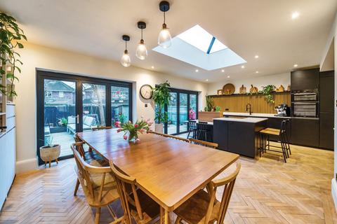 4 bedroom semi-detached house for sale, Hatherley Road, Cheltenham, Gloucestershire