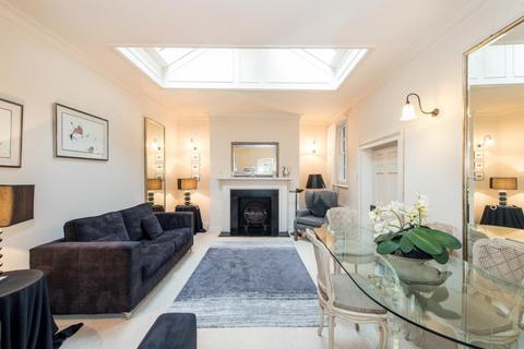 2 bedroom semi-detached house to rent, Frognal, Hampstead, NW3