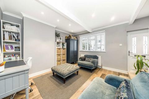 4 bedroom house for sale, New Road, Feltham TW13