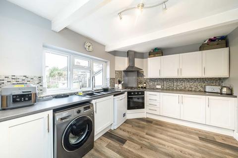 4 bedroom house for sale, New Road, Feltham TW13