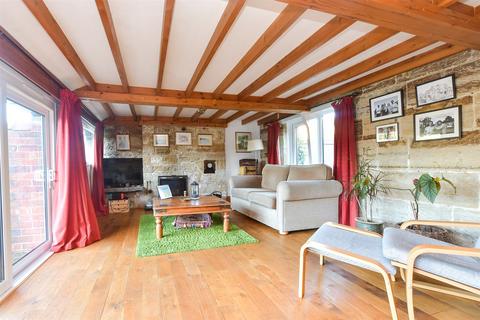 4 bedroom barn conversion for sale, Lewes Road, East Grinstead, West Sussex