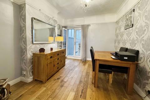 98 Bedwas Road, Caerphilly, CF83 3AT