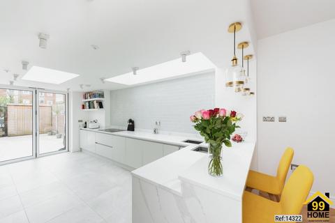 181 Sandycombe Road, Richmond, TW9 2EN