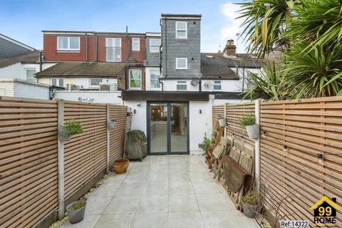 181 Sandycombe Road, Richmond, TW9 2EN