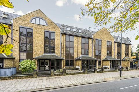 1 bedroom flat for sale, St. Johns Road, Isleworth TW7