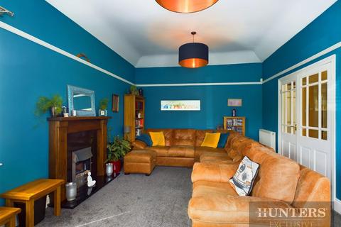 4 bedroom semi-detached bungalow for sale, High Mill Drive, Scarborough