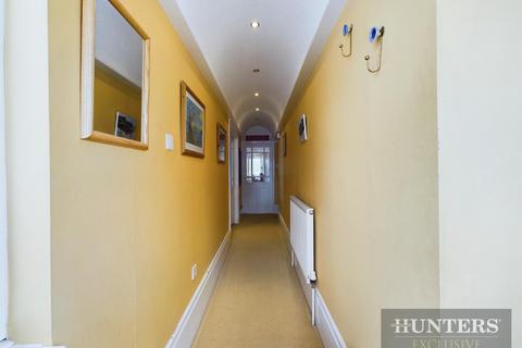 4 bedroom semi-detached bungalow for sale, High Mill Drive, Scarborough