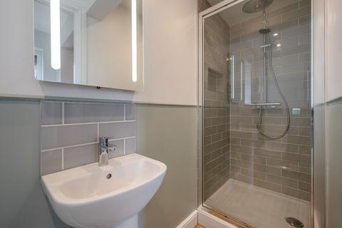 7 Brook Close, Northleach, Cheltenham, GL54 3PE