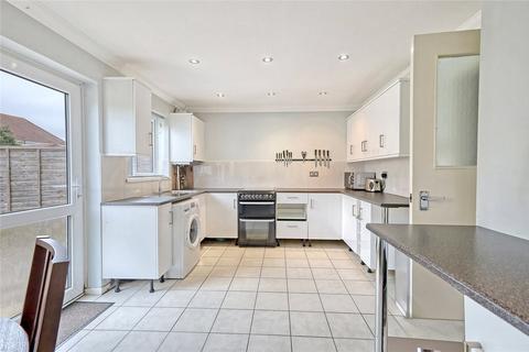 32 Glebe Close, Great Wakering, Southend-on-sea, SS3 0DZ