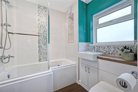 32 Glebe Close, Great Wakering, Southend-on-sea, SS3 0DZ