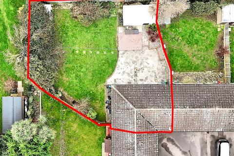 32 Glebe Close, Great Wakering, Southend-on-sea, SS3 0DZ