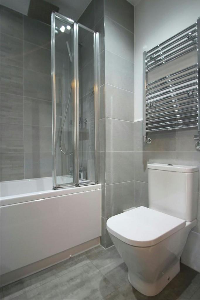 Bathroom Aspect 2