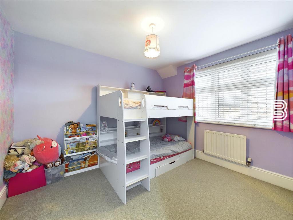 Bedroom 4.jpg