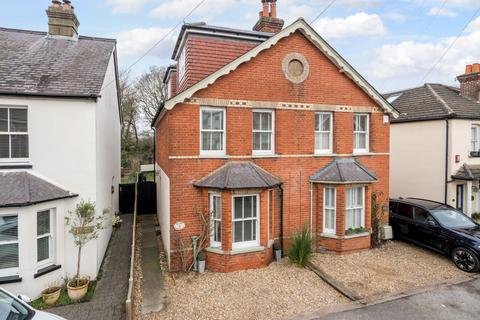 Denby Road, Cobham, Surrey, Surrey, KT11