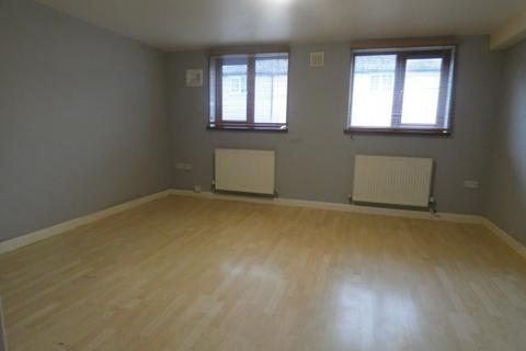 Studio to rent, 9 Station Road, Irthlingborough, NN9