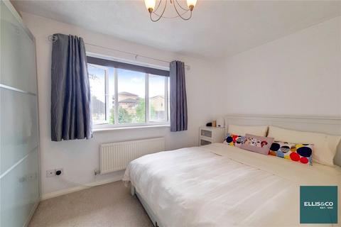 2 bedroom semi-detached house for sale, Radstock Close, Friern Barnet, N11