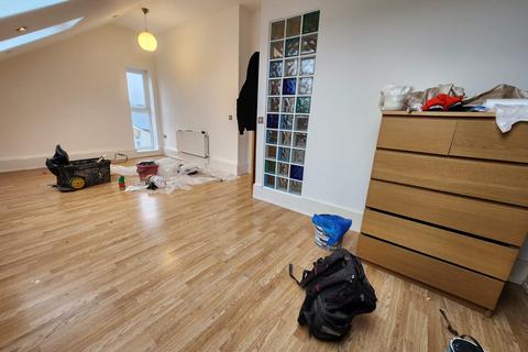 Studio to rent, Spacious Studio @ Olive Grove, Harringay, N15